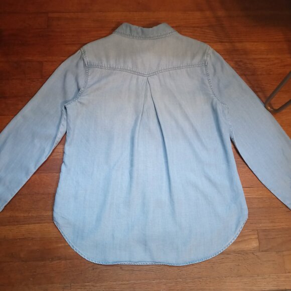 CLOTH & STONE Long Sleeve Point Collar Chambray tencel Shirt (S) - Picture 7 of 16